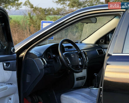 Черный Киа Маджентис, объемом двигателя 2 л и пробегом 305 тыс. км за 5400 $, фото 13 на Automoto.ua