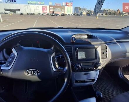 Чорний Кіа Маджентіс, об'ємом двигуна 2 л та пробігом 373 тис. км за 4500 $, фото 13 на Automoto.ua