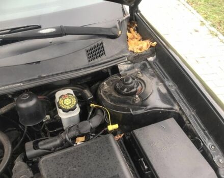 Кіа Маджентіс 2007 у Ромнах на Automoto.ua Чорний Кіа Маджентіс, об'ємом двигуна 2 л та пробігом 231 тис. км за 4900 $, фото 14 на Automoto.ua