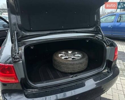 Чорний Кіа Маджентіс, об'ємом двигуна 2 л та пробігом 302 тис. км за 5800 $, фото 43 на Automoto.ua