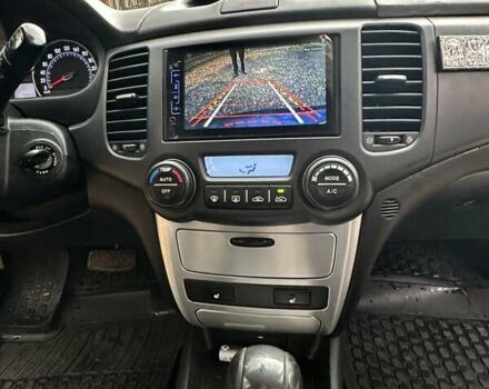 Чорний Кіа Маджентіс, об'ємом двигуна 2.66 л та пробігом 218 тис. км за 4600 $, фото 21 на Automoto.ua