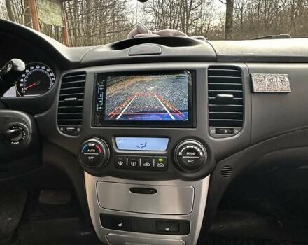 Чорний Кіа Маджентіс, об'ємом двигуна 2.66 л та пробігом 218 тис. км за 4600 $, фото 18 на Automoto.ua