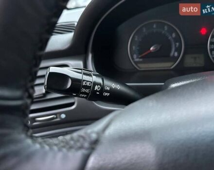 Чорний Кіа Маджентіс, об'ємом двигуна 2 л та пробігом 302 тис. км за 5800 $, фото 18 на Automoto.ua