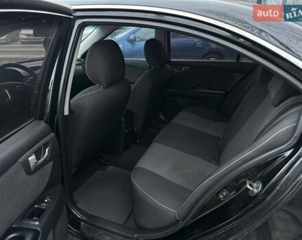 Чорний Кіа Маджентіс, об'ємом двигуна 2 л та пробігом 302 тис. км за 5800 $, фото 35 на Automoto.ua