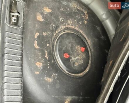 Чорний Кіа Маджентіс, об'ємом двигуна 2.66 л та пробігом 218 тис. км за 4600 $, фото 32 на Automoto.ua