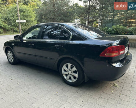 Черный Киа Маджентис, объемом двигателя 2 л и пробегом 362 тыс. км за 4300 $, фото 3 на Automoto.ua
