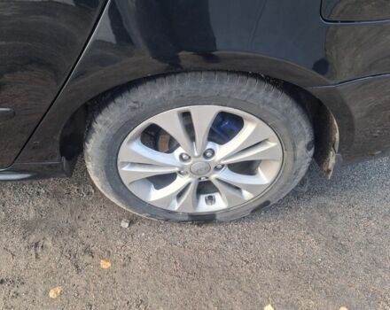 Чорний Кіа Маджентіс, об'ємом двигуна 2 л та пробігом 222 тис. км за 6500 $, фото 10 на Automoto.ua