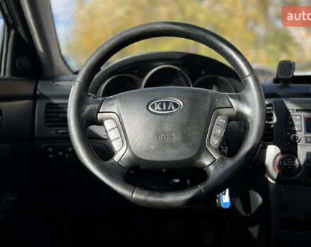 Чорний Кіа Маджентіс, об'ємом двигуна 2 л та пробігом 174 тис. км за 4800 $, фото 8 на Automoto.ua