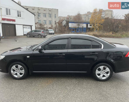 Чорний Кіа Маджентіс, об'ємом двигуна 2 л та пробігом 213 тис. км за 6700 $, фото 8 на Automoto.ua