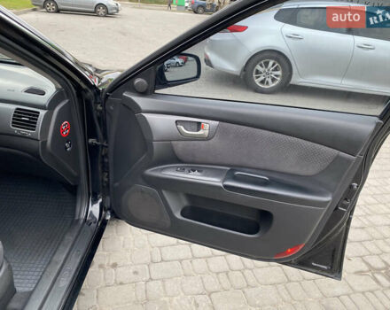 Черный Киа Маджентис, объемом двигателя 2 л и пробегом 239 тыс. км за 5200 $, фото 9 на Automoto.ua