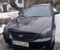 Чорний Кіа Маджентіс, об'ємом двигуна 2 л та пробігом 315 тис. км за 4900 $, фото 1 на Automoto.ua