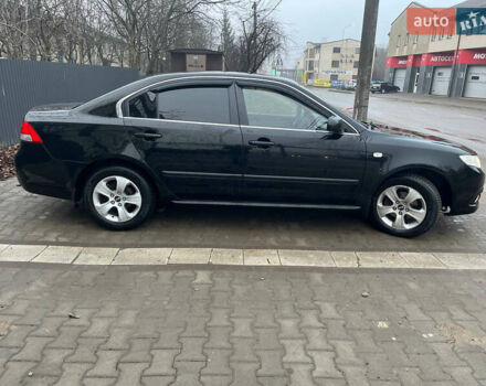 Чорний Кіа Маджентіс, об'ємом двигуна 2 л та пробігом 250 тис. км за 6999 $, фото 3 на Automoto.ua