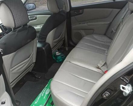 Черный Киа Маджентис, объемом двигателя 2 л и пробегом 226 тыс. км за 5500 $, фото 12 на Automoto.ua