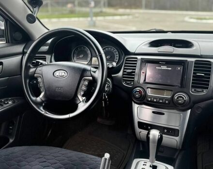 Черный Киа Маджентис, объемом двигателя 0 л и пробегом 210 тыс. км за 5600 $, фото 6 на Automoto.ua