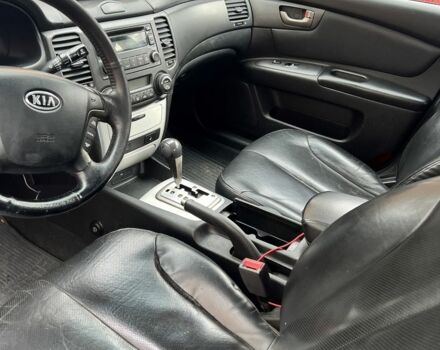 Черный Киа Маджентис, объемом двигателя 2.7 л и пробегом 280 тыс. км за 4600 $, фото 4 на Automoto.ua