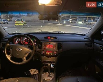 Черный Киа Маджентис, объемом двигателя 2 л и пробегом 208 тыс. км за 6400 $, фото 38 на Automoto.ua