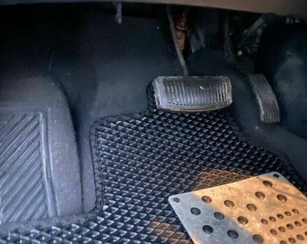 Черный Киа Маджентис, объемом двигателя 2 л и пробегом 208 тыс. км за 6400 $, фото 17 на Automoto.ua