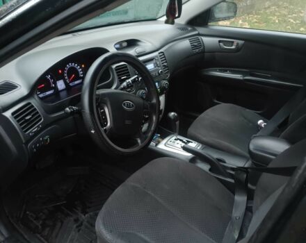 Черный Киа Маджентис, объемом двигателя 2 л и пробегом 100 тыс. км за 4800 $, фото 6 на Automoto.ua