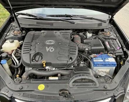 Чорний Кіа Маджентіс, об'ємом двигуна 2.7 л та пробігом 280 тис. км за 6500 $, фото 24 на Automoto.ua