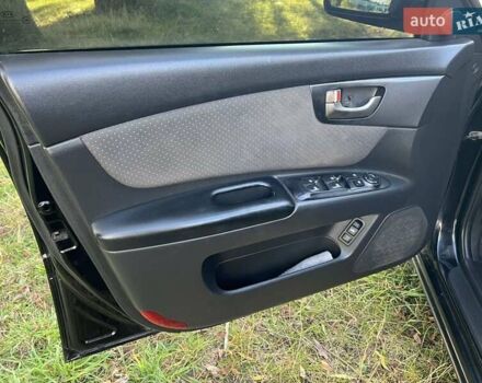 Чорний Кіа Маджентіс, об'ємом двигуна 2 л та пробігом 227 тис. км за 5650 $, фото 10 на Automoto.ua