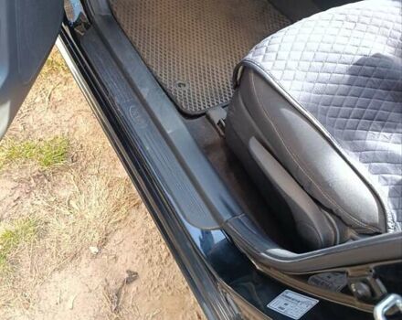 Чорний Кіа Маджентіс, об'ємом двигуна 2 л та пробігом 167 тис. км за 6100 $, фото 17 на Automoto.ua