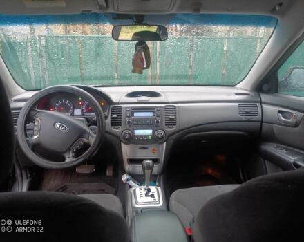 Черный Киа Маджентис, объемом двигателя 2 л и пробегом 100 тыс. км за 4800 $, фото 4 на Automoto.ua