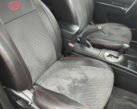 Чорний Кіа Маджентіс, об'ємом двигуна 2 л та пробігом 215 тис. км за 6700 $, фото 1 на Automoto.ua