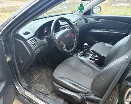 Черный Киа Маджентис, объемом двигателя 2 л и пробегом 260 тыс. км за 2400 $, фото 6 на Automoto.ua