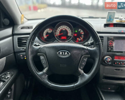 Черный Киа Маджентис, объемом двигателя 2 л и пробегом 229 тыс. км за 5555 $, фото 26 на Automoto.ua