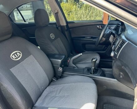 Черный Киа Маджентис, объемом двигателя 2 л и пробегом 228 тыс. км за 5999 $, фото 16 на Automoto.ua