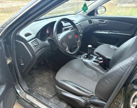 Черный Киа Маджентис, объемом двигателя 2 л и пробегом 260 тыс. км за 3100 $, фото 4 на Automoto.ua