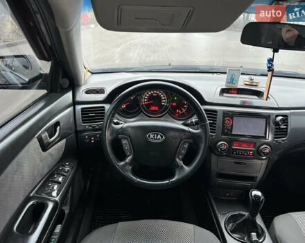 Черный Киа Маджентис, объемом двигателя 2 л и пробегом 229 тыс. км за 5555 $, фото 24 на Automoto.ua