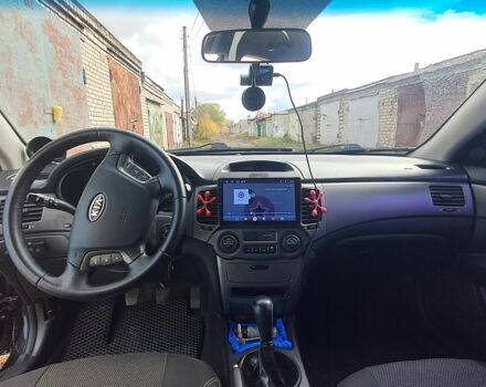 Черный Киа Маджентис, объемом двигателя 2 л и пробегом 282 тыс. км за 6700 $, фото 1 на Automoto.ua