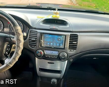 Коричневый Киа Маджентис, объемом двигателя 2 л и пробегом 278 тыс. км за 4700 $, фото 5 на Automoto.ua