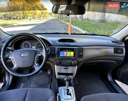 Коричневий Кіа Маджентіс, об'ємом двигуна 2 л та пробігом 191 тис. км за 4900 $, фото 10 на Automoto.ua