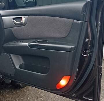 Коричневый Киа Маджентис, объемом двигателя 2 л и пробегом 221 тыс. км за 6200 $, фото 13 на Automoto.ua