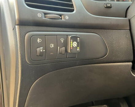 Коричневый Киа Маджентис, объемом двигателя 2 л и пробегом 192 тыс. км за 5900 $, фото 6 на Automoto.ua