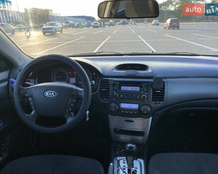 Коричневый Киа Маджентис, объемом двигателя 2 л и пробегом 184 тыс. км за 4849 $, фото 4 на Automoto.ua