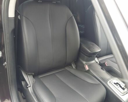 Коричневий Кіа Маджентіс, об'ємом двигуна 2 л та пробігом 355 тис. км за 4500 $, фото 4 на Automoto.ua