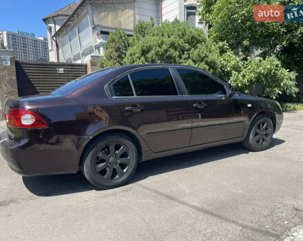 Коричневый Киа Маджентис, объемом двигателя 2 л и пробегом 184 тыс. км за 4849 $, фото 3 на Automoto.ua