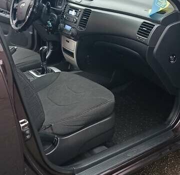 Коричневый Киа Маджентис, объемом двигателя 2 л и пробегом 221 тыс. км за 6200 $, фото 12 на Automoto.ua