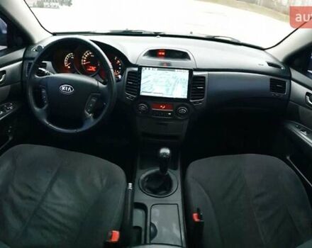 Коричневый Киа Маджентис, объемом двигателя 2 л и пробегом 294 тыс. км за 5500 $, фото 23 на Automoto.ua