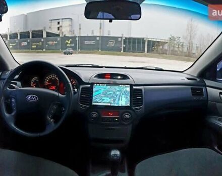 Коричневый Киа Маджентис, объемом двигателя 2 л и пробегом 294 тыс. км за 5500 $, фото 22 на Automoto.ua