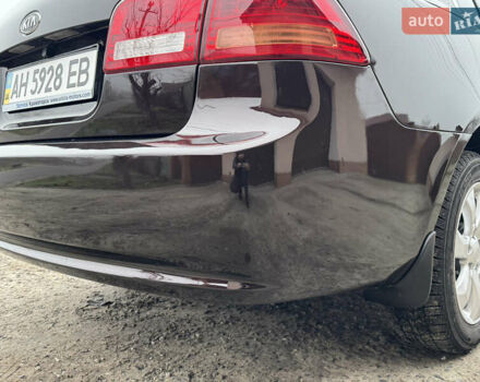 Коричневий Кіа Маджентіс, об'ємом двигуна 2 л та пробігом 157 тис. км за 5900 $, фото 20 на Automoto.ua