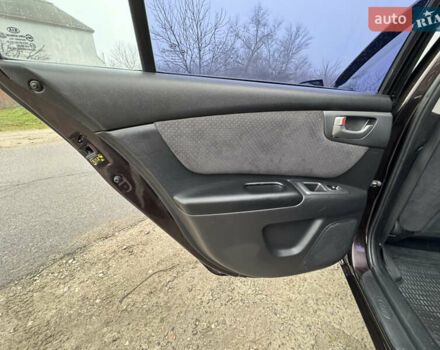 Коричневий Кіа Маджентіс, об'ємом двигуна 2 л та пробігом 157 тис. км за 5900 $, фото 31 на Automoto.ua