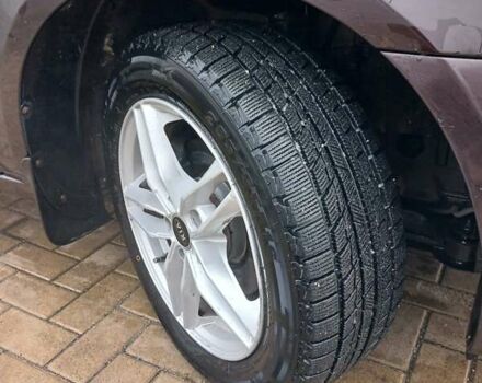 Коричневый Киа Маджентис, объемом двигателя 2 л и пробегом 299 тыс. км за 4444 $, фото 3 на Automoto.ua