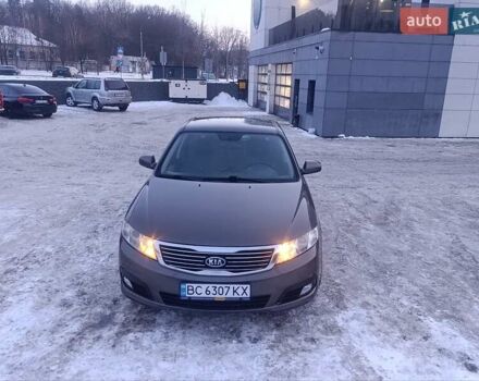 Коричневый Киа Маджентис, объемом двигателя 2 л и пробегом 238 тыс. км за 6100 $, фото 1 на Automoto.ua