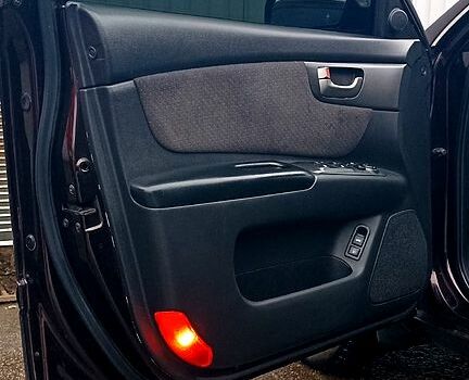 Кіа Маджентіс, об'ємом двигуна 2 л та пробігом 221 тис. км за 6200 $, фото 10 на Automoto.ua