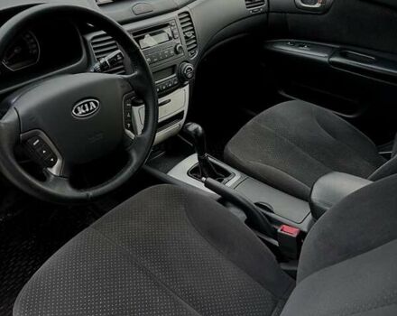 Киа Маджентис, объемом двигателя 2 л и пробегом 58 тыс. км за 7000 $, фото 5 на Automoto.ua