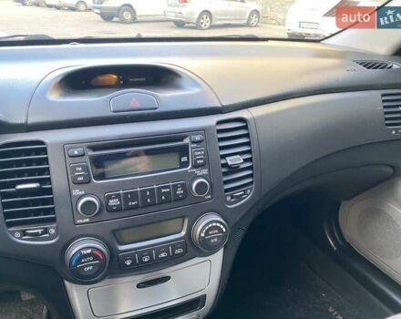 Киа Маджентис, объемом двигателя 2 л и пробегом 150 тыс. км за 6500 $, фото 8 на Automoto.ua